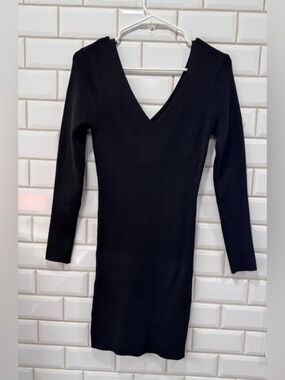 LF Mieeion Black V-Neck Long Sleeve Bodycon Dress
